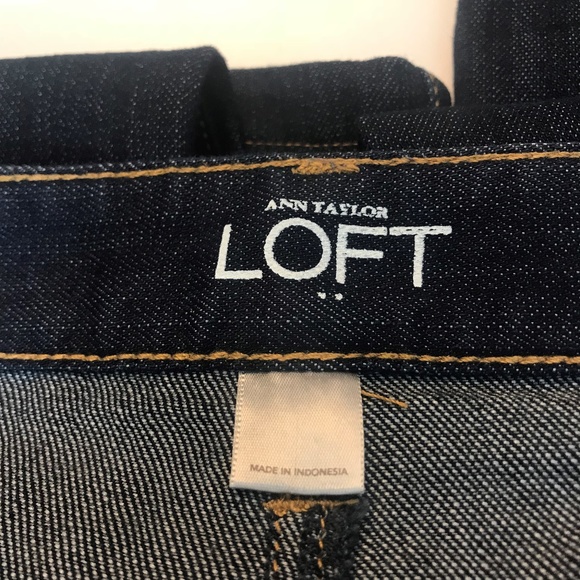 Ann Taylor Loft Original Bootcut Dark Jeans 6 - Picture 6 of 7